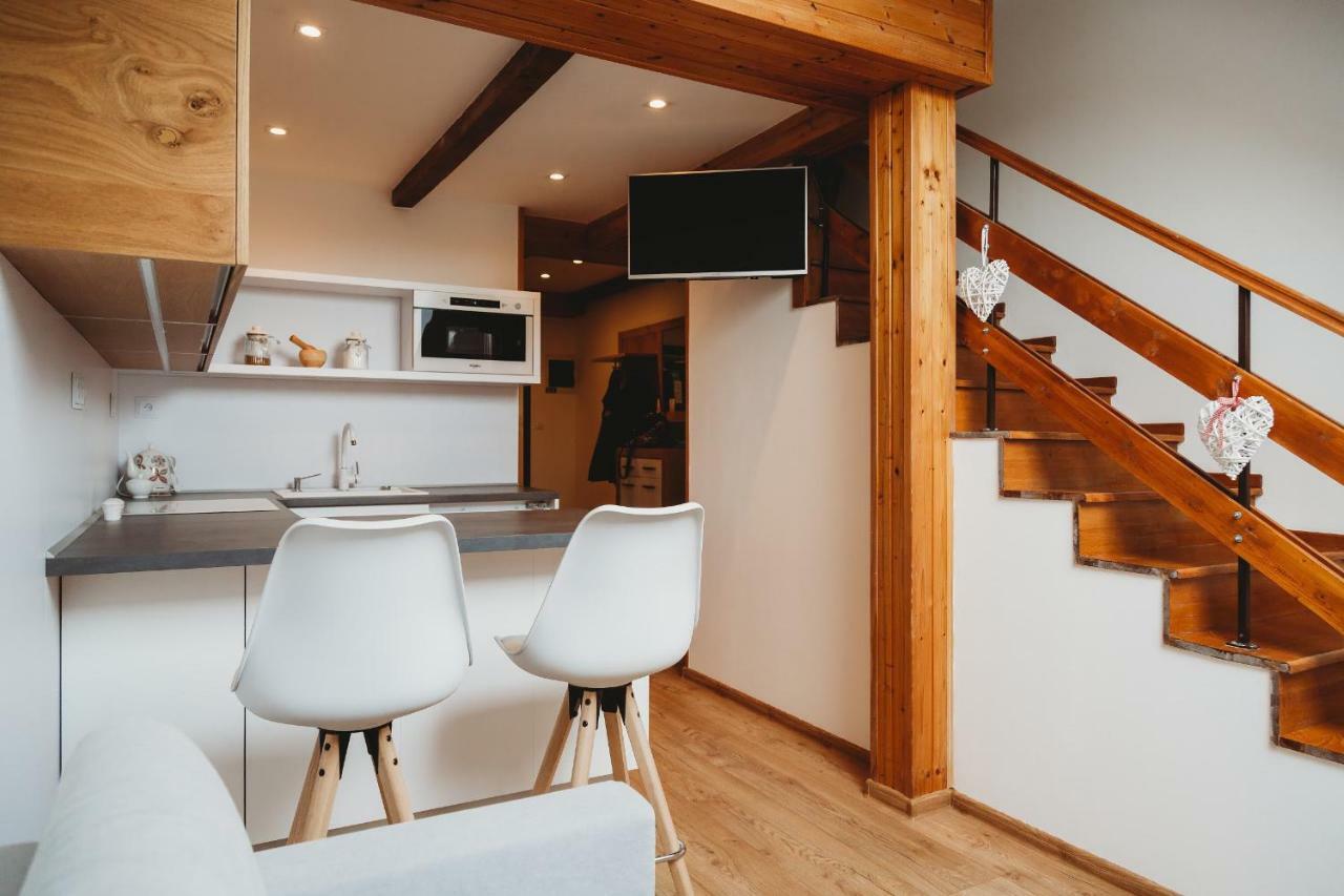 Center City Charming Loft Apartment Кошице Екстериор снимка